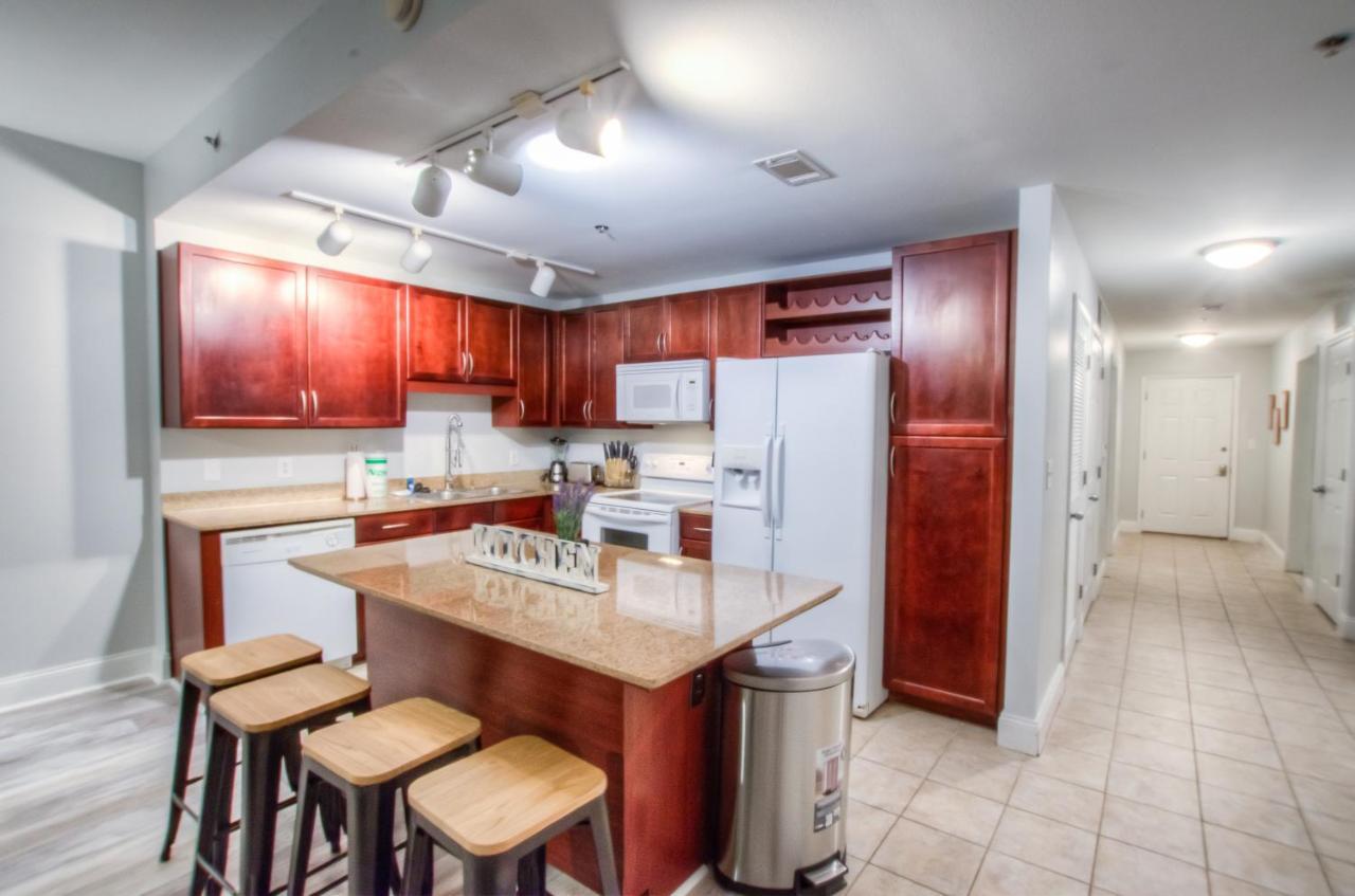 Brand New!Laketown Wharf 334! Beautiful 3 Bd, Great Amenities, And Great Location Panama City Beach Extérieur photo